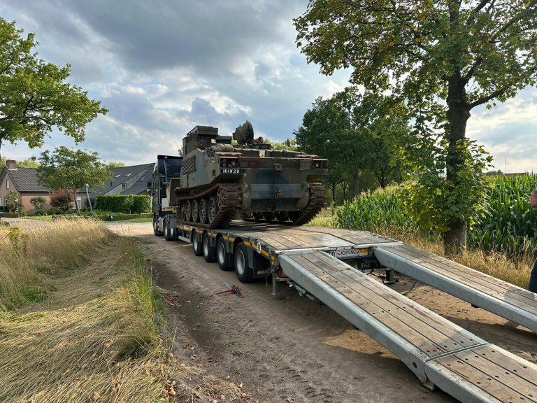 998220ad-fb86-48e0-b036-f86e5725f6e3