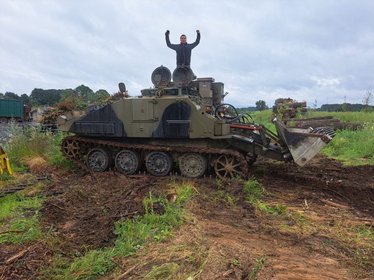 b1c77b56-812a-4105-a49c-bfe0f99d8c5c